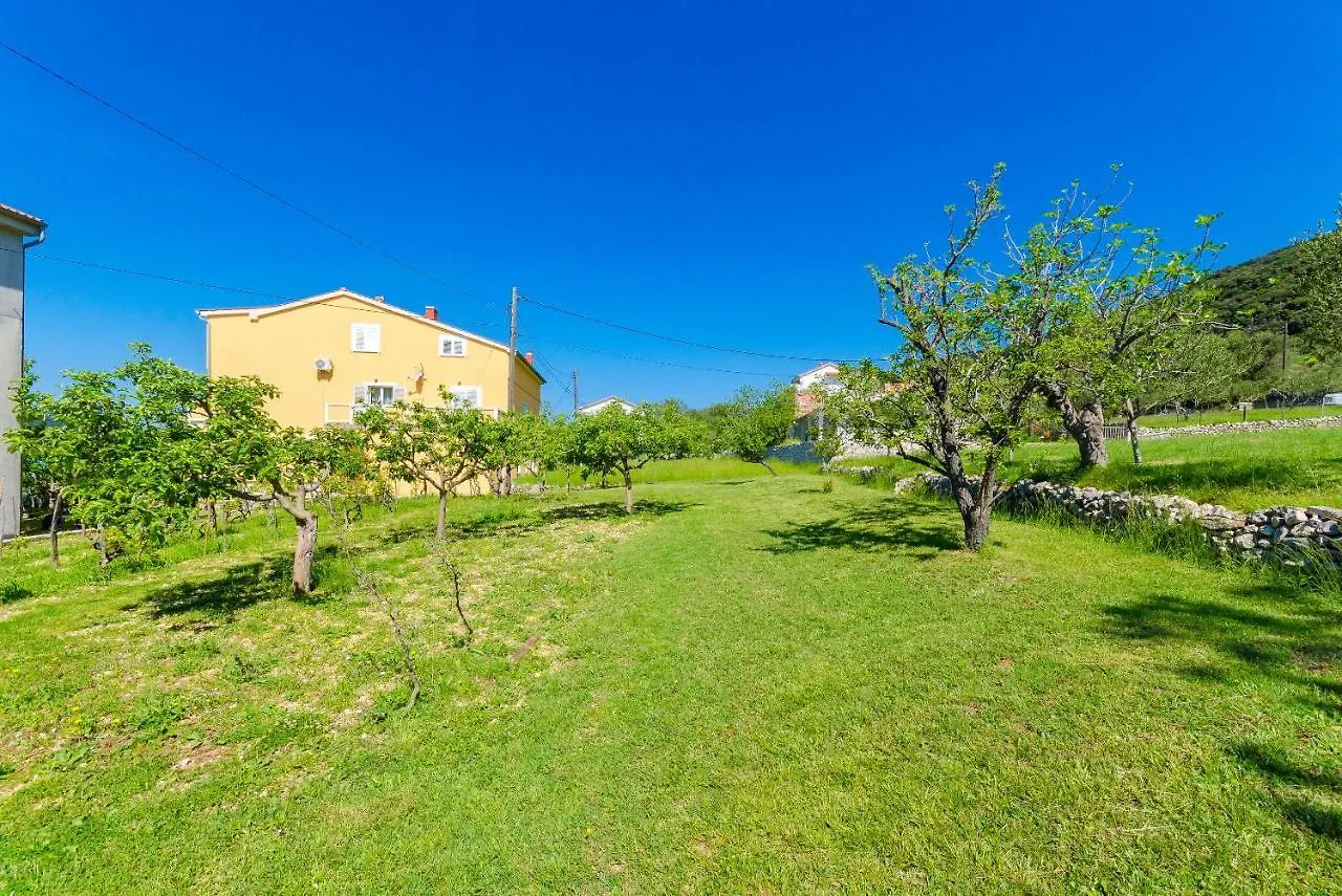 Apartment Marica Supetarska Draga Croatia